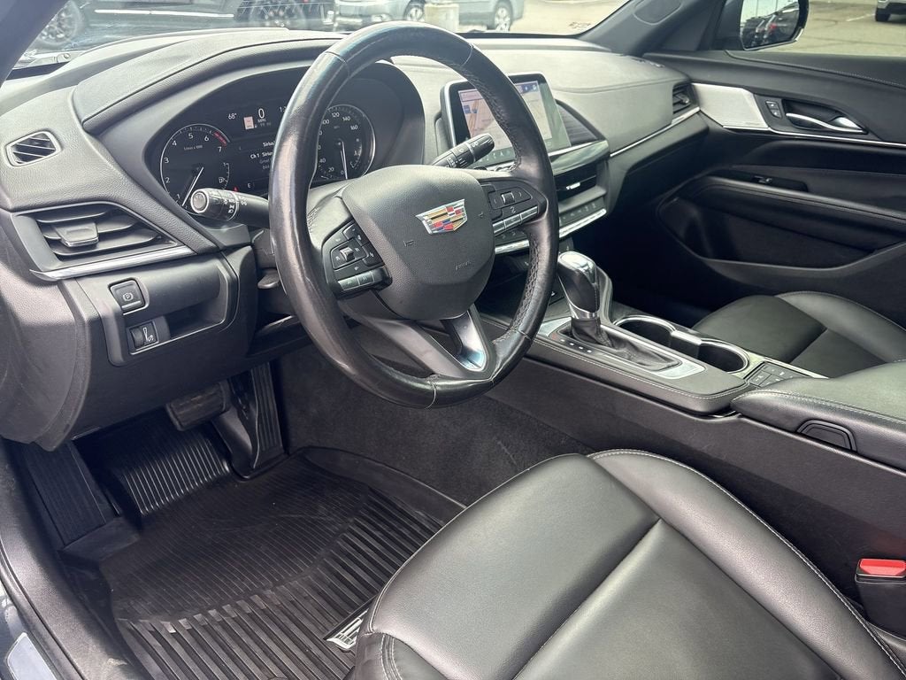 2022 Cadillac CT4 Luxury