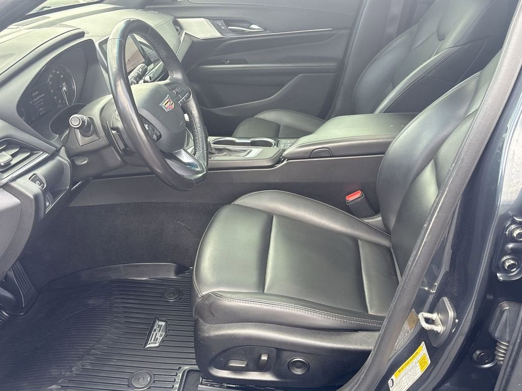 2022 Cadillac CT4 Luxury