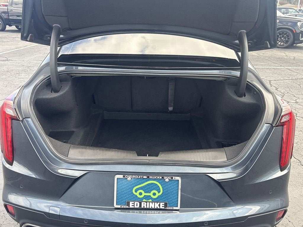 2022 Cadillac CT4 Luxury