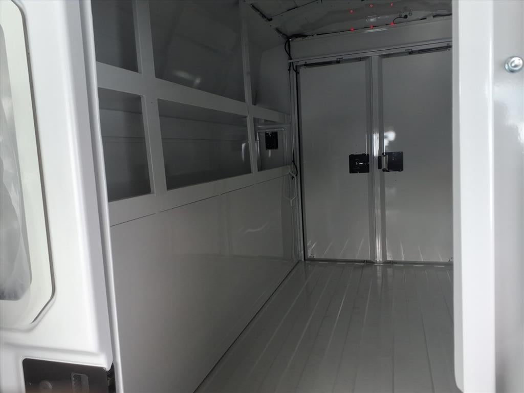 2024 Chevrolet Express Cutaway 3500 1WT