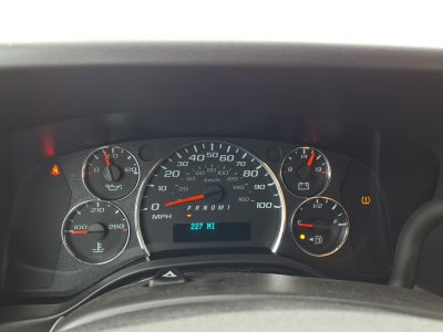 2025 Chevrolet Express Cutaway 3500 1WT