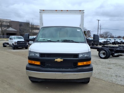 2025 Chevrolet Express Cutaway 3500 1WT