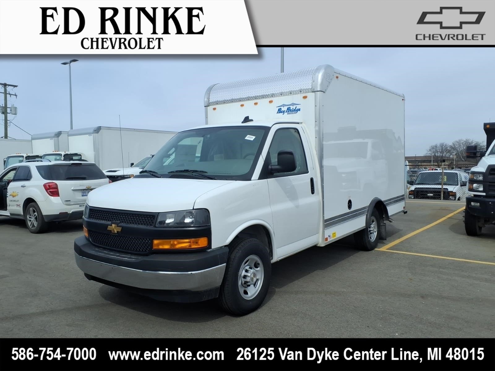 2025 Chevrolet Express Cutaway 3500 1WT