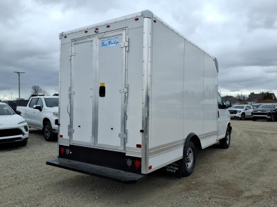 2025 Chevrolet Express Cutaway 3500 1WT