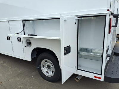 2024 Chevrolet Express Cutaway 3500 1WT