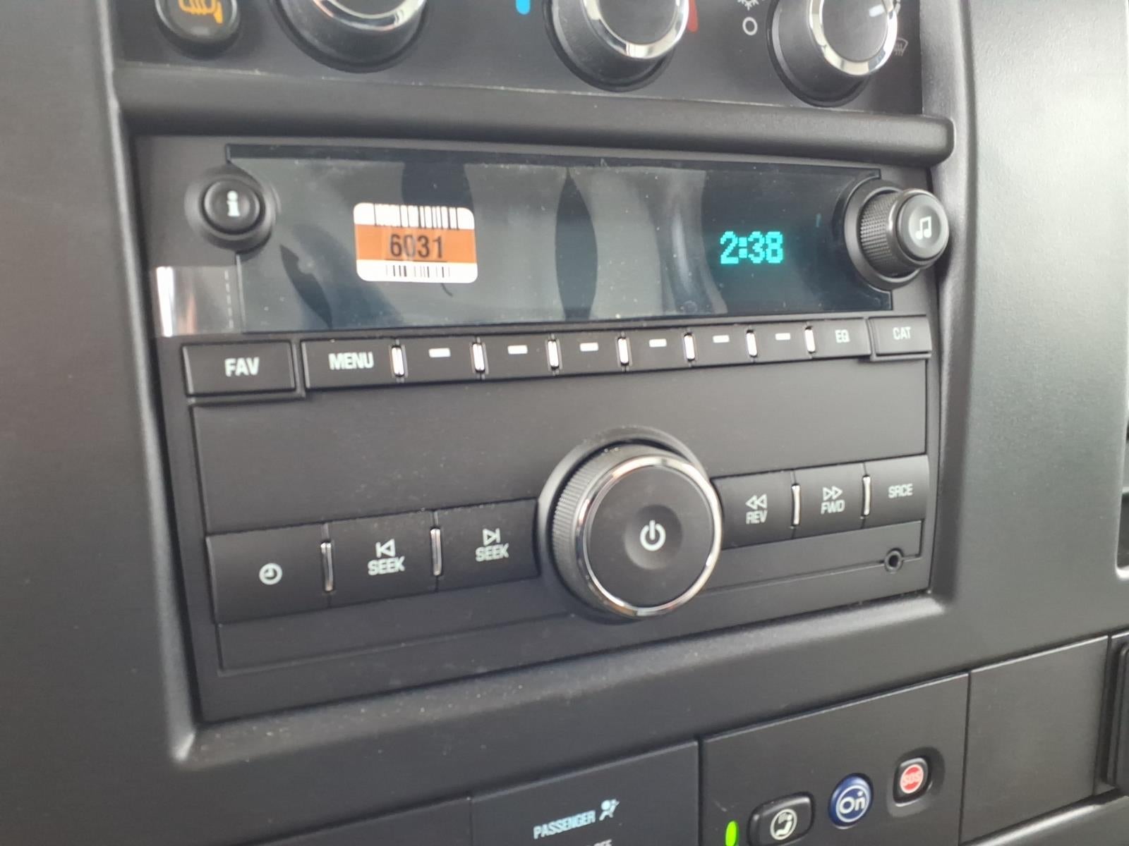 2025 Chevrolet Express Cutaway 3500 1WT