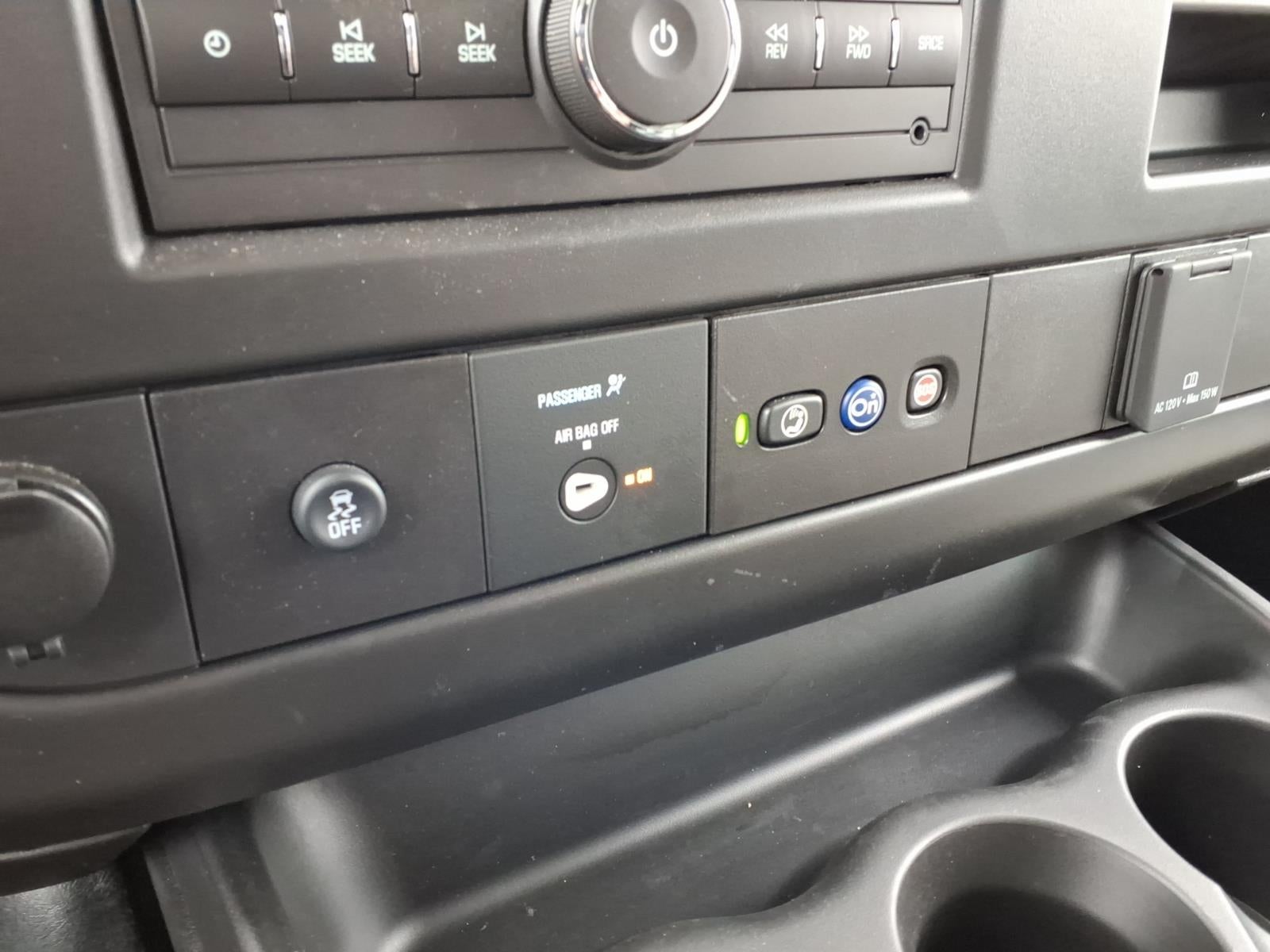 2025 Chevrolet Express Cutaway 3500 1WT