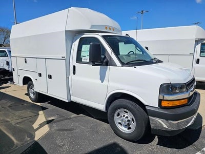 2024 Chevrolet Express Cutaway 3500 1WT