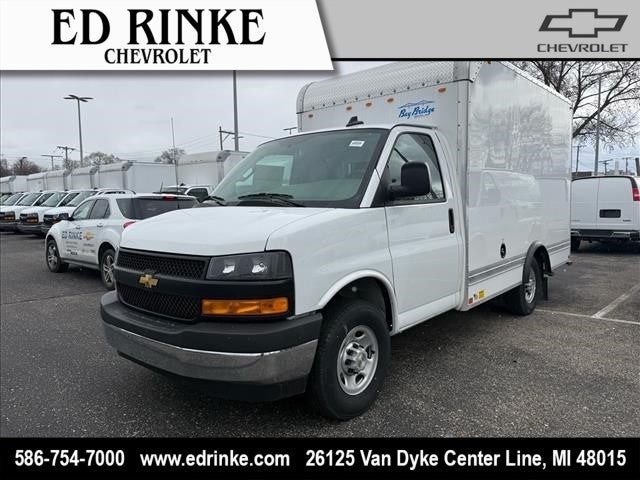 2025 Chevrolet Express Cutaway 3500 1WT