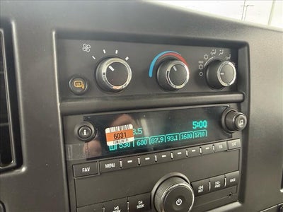 2025 Chevrolet Express Cutaway 3500 1WT