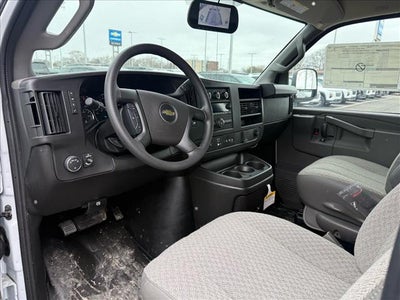 2025 Chevrolet Express Cutaway 3500 1WT