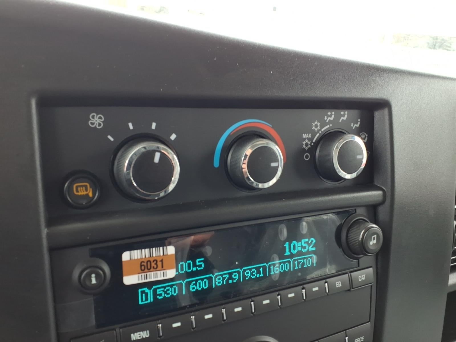 2026 Chevrolet Express Cutaway 3500 1WT