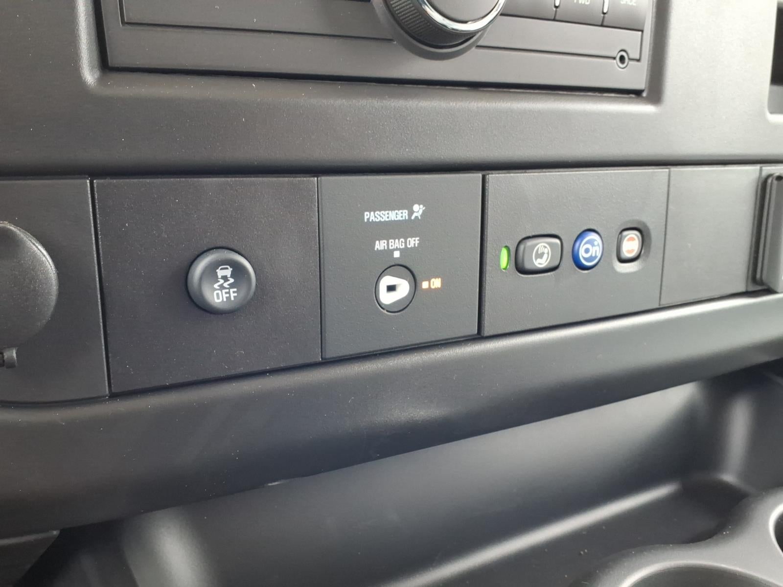 2026 Chevrolet Express Cutaway 3500 1WT