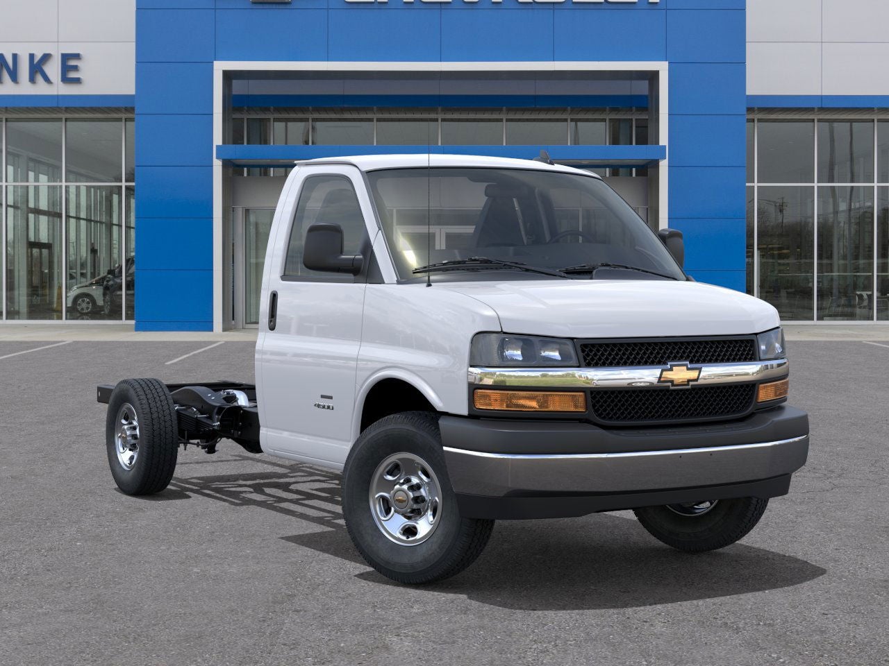 2026 Chevrolet Express Cutaway 3500 1WT