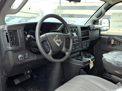 2026 Chevrolet Express Cutaway 3500 1WT