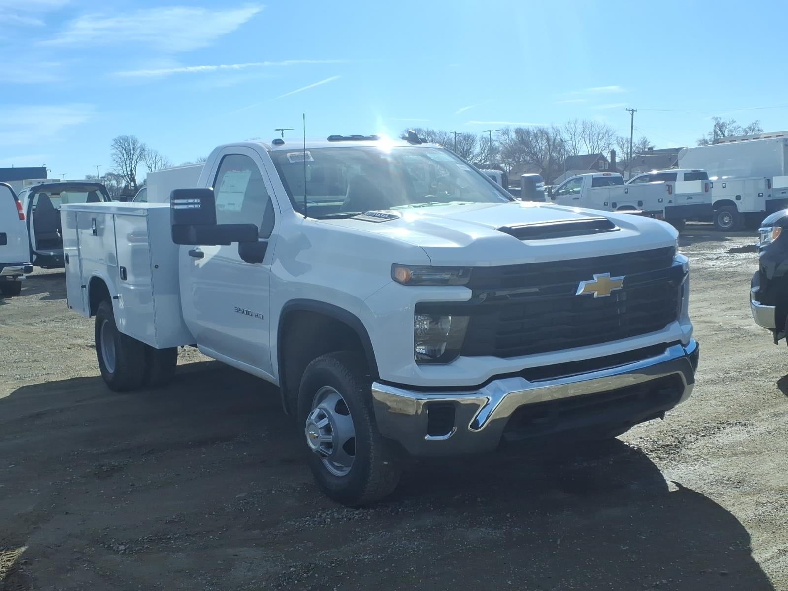 2025 Chevrolet Silverado 3500 HD Chassis Cab Work Truck