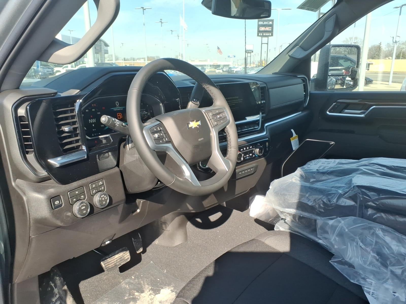 2026 Chevrolet Silverado 3500 HD LT DRW