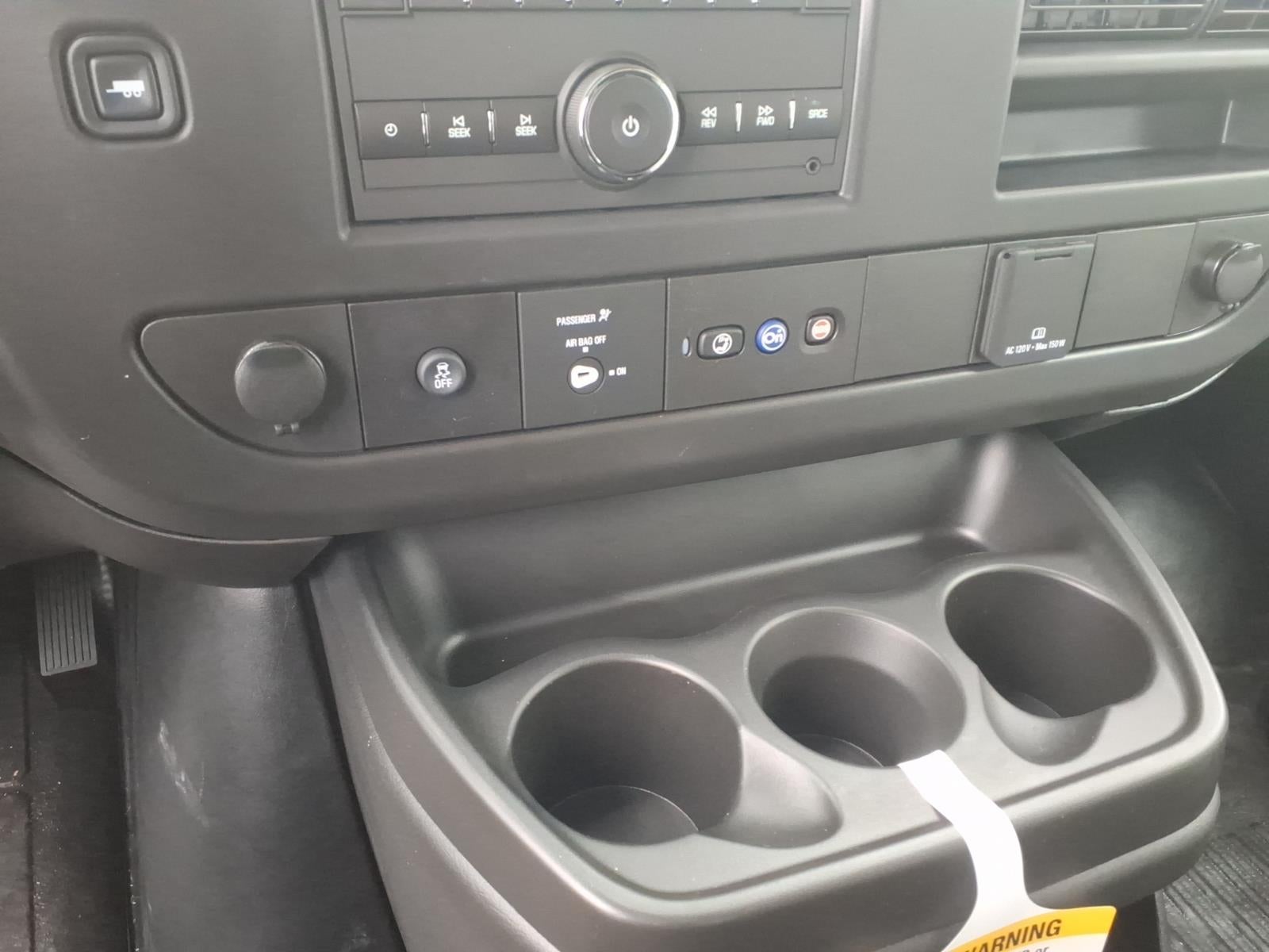 2025 Chevrolet Express Cargo WT