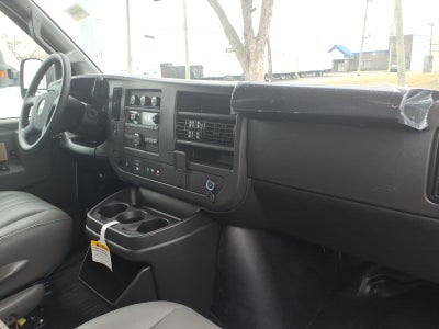 2025 Chevrolet Express Cargo WT