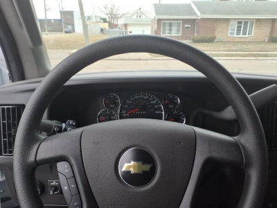 2025 Chevrolet Express Cargo WT