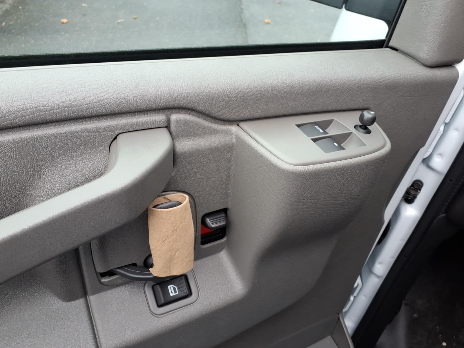 2025 Chevrolet Express Cargo WT