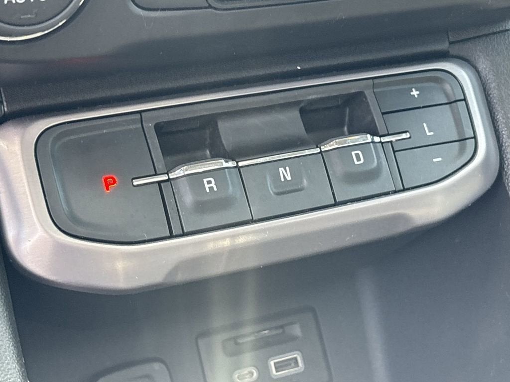 2020 GMC Acadia AT4