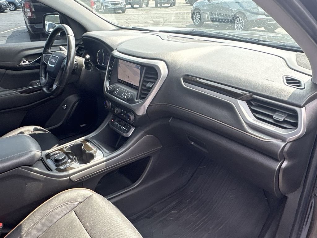 2020 GMC Acadia AT4