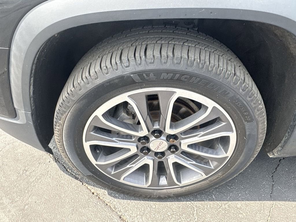 2020 GMC Acadia AT4