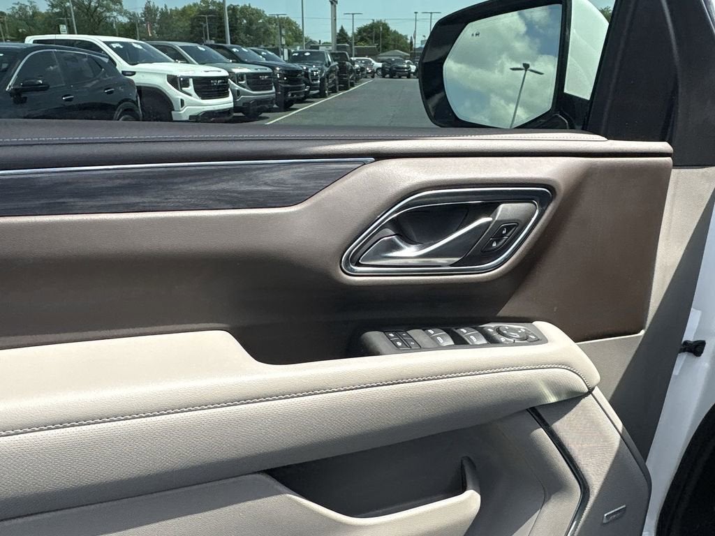 2022 GMC Yukon SLT