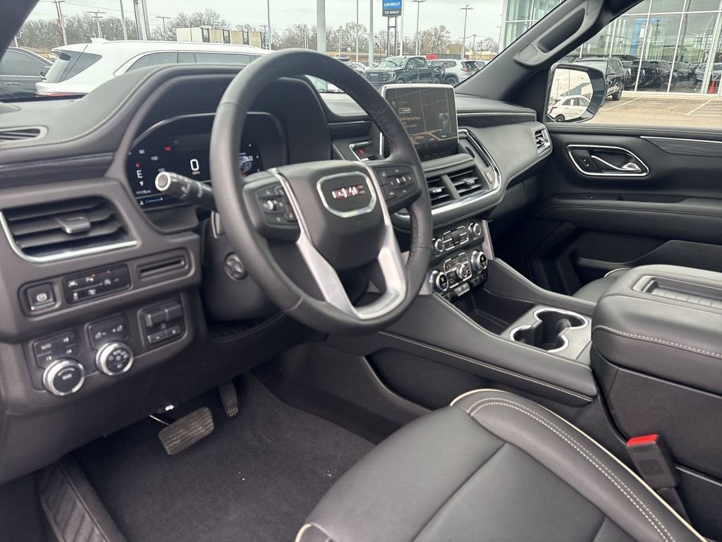 2024 GMC Yukon XL SLT