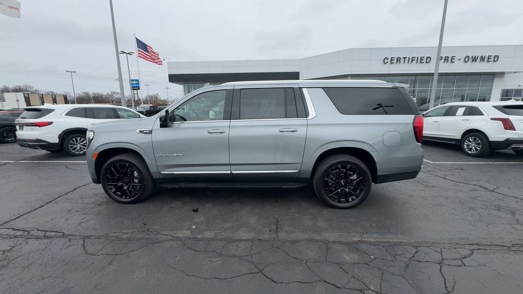 2024 GMC Yukon XL SLT