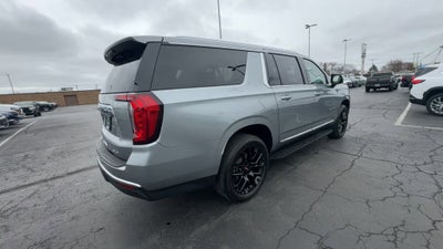 2024 GMC Yukon XL SLT