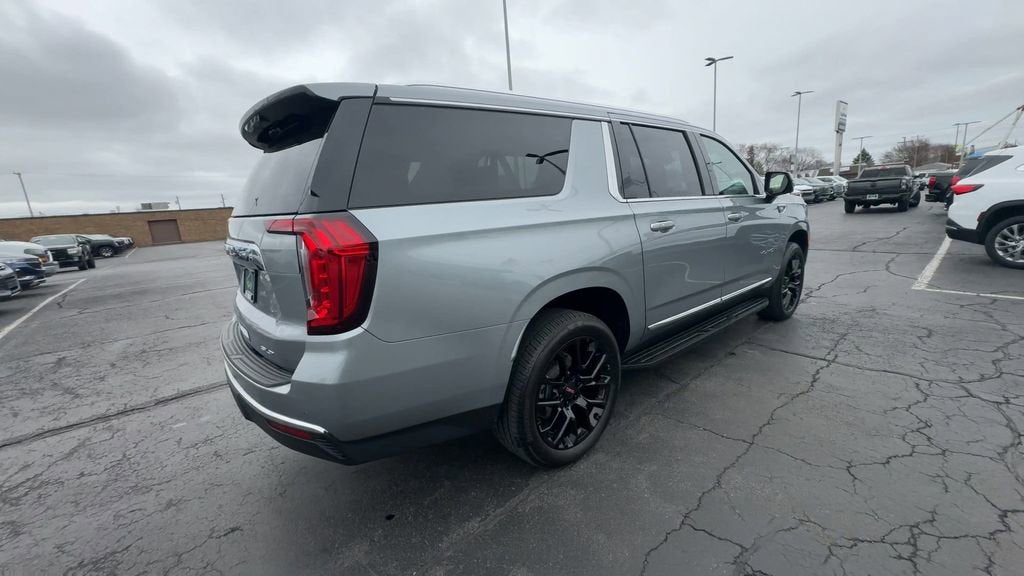 2024 GMC Yukon XL SLT