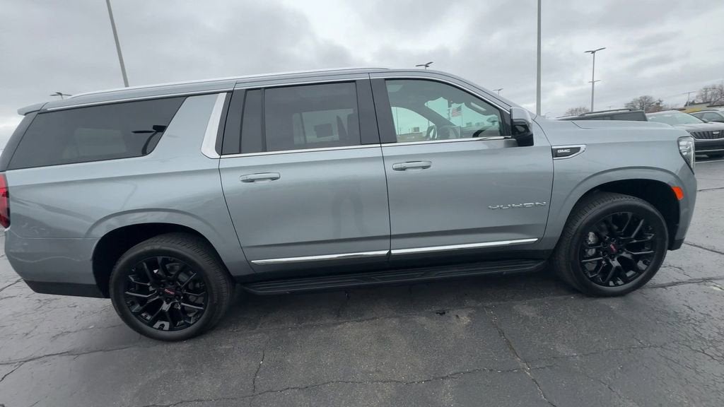 2024 GMC Yukon XL SLT