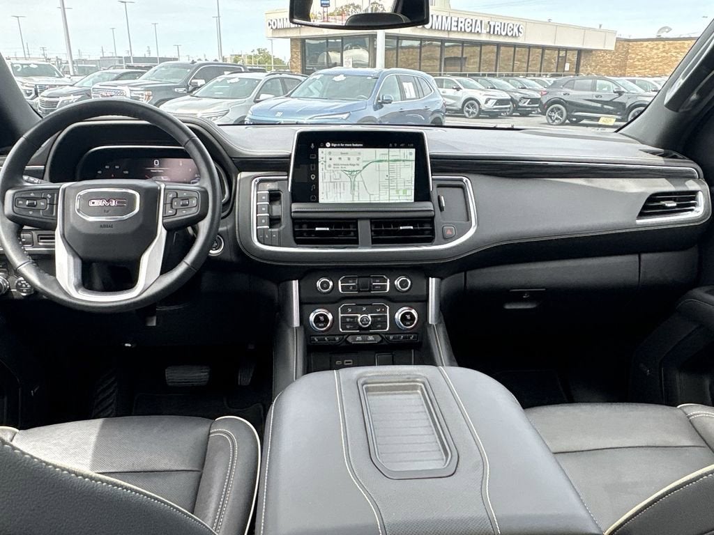 2023 GMC Yukon XL SLT