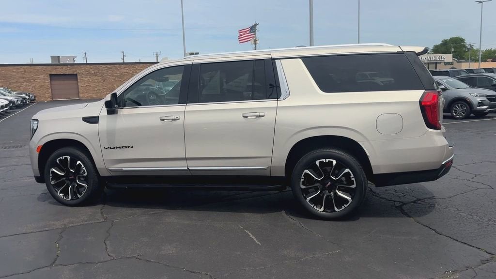 2023 GMC Yukon XL SLT