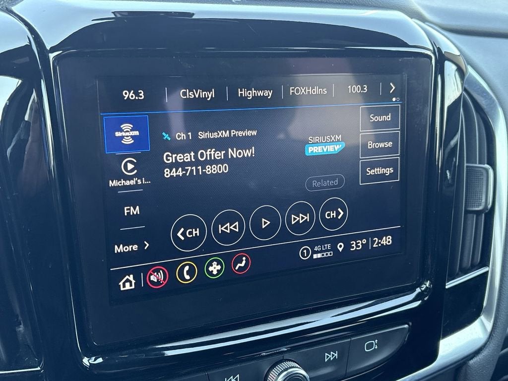 2023 Chevrolet Traverse LT Cloth