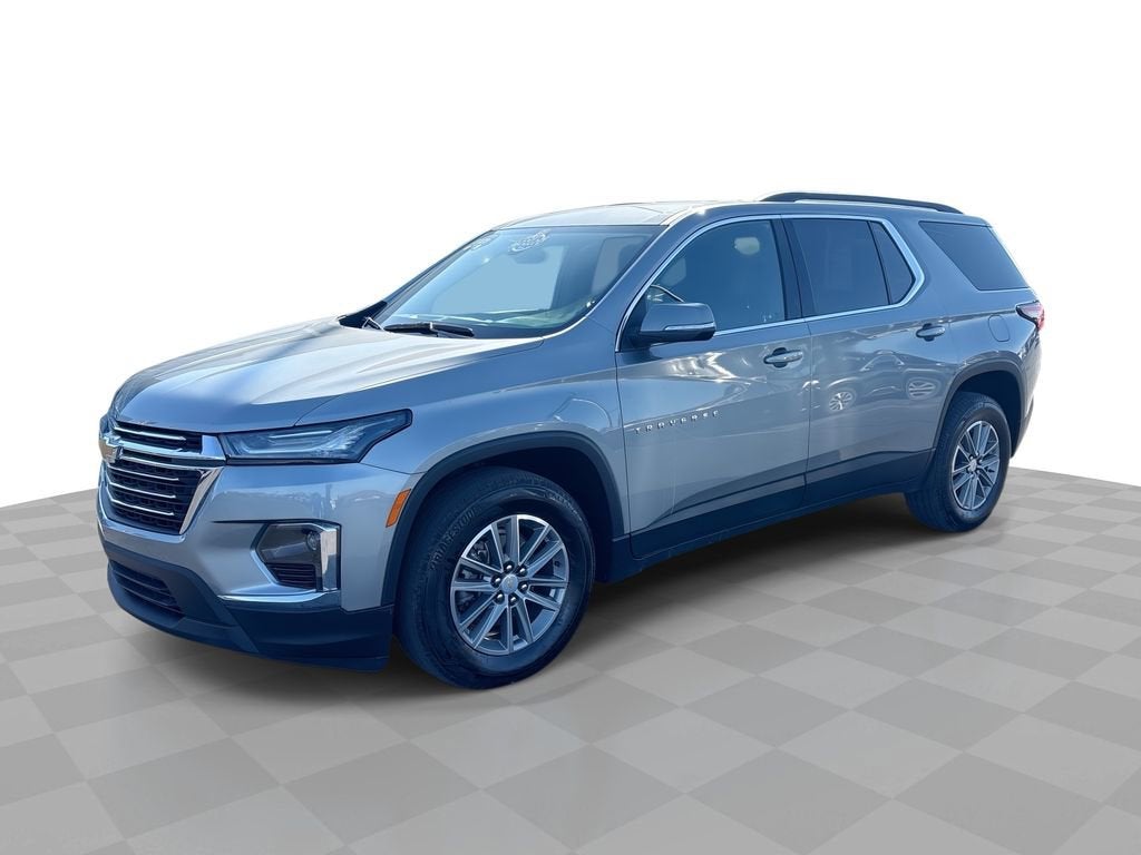2023 Chevrolet Traverse LT Leather