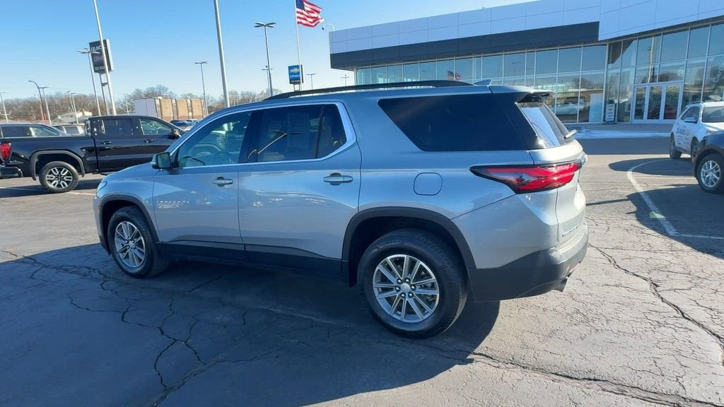 2023 Chevrolet Traverse LT Leather