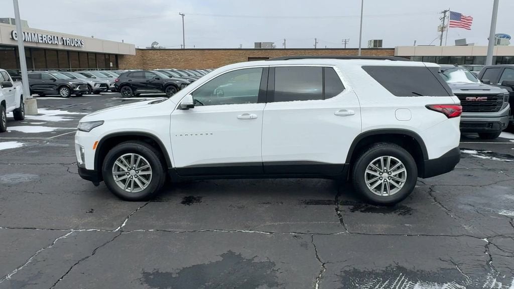 2023 Chevrolet Traverse LT Leather