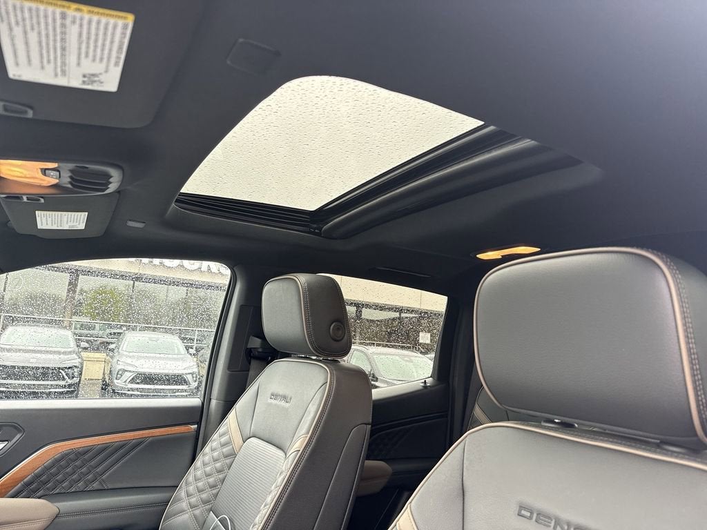 2023 GMC Canyon Denali