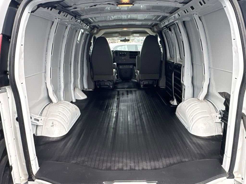 2013 GMC Savana Cargo 1500 Work Van