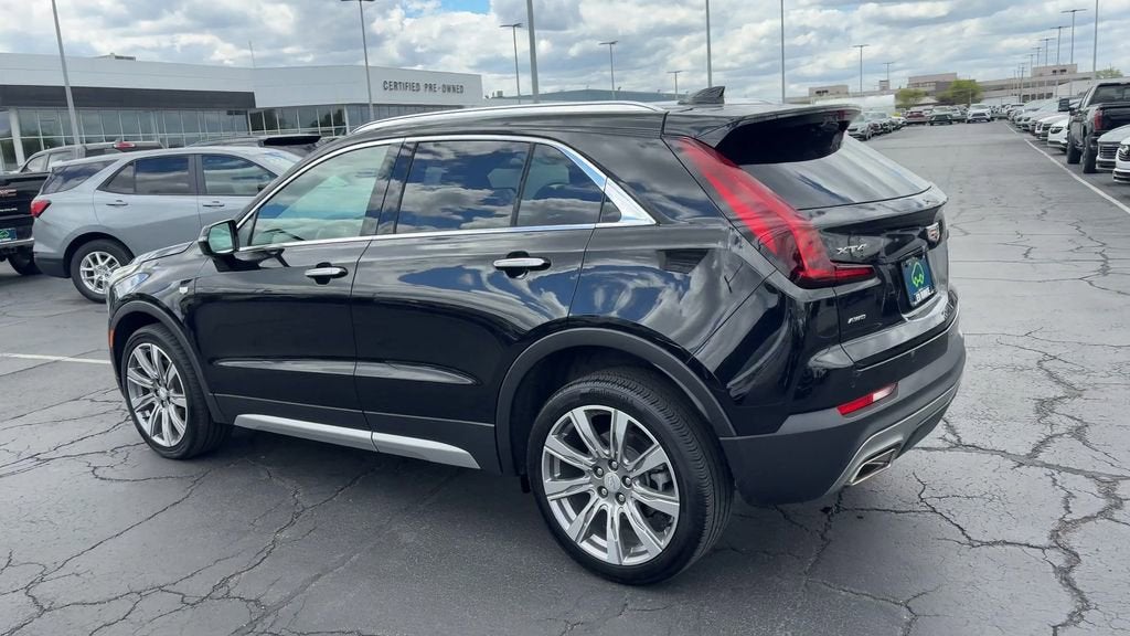 2023 Cadillac XT4 Premium Luxury
