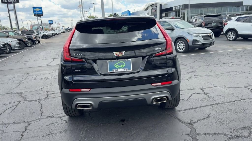 2023 Cadillac XT4 Premium Luxury