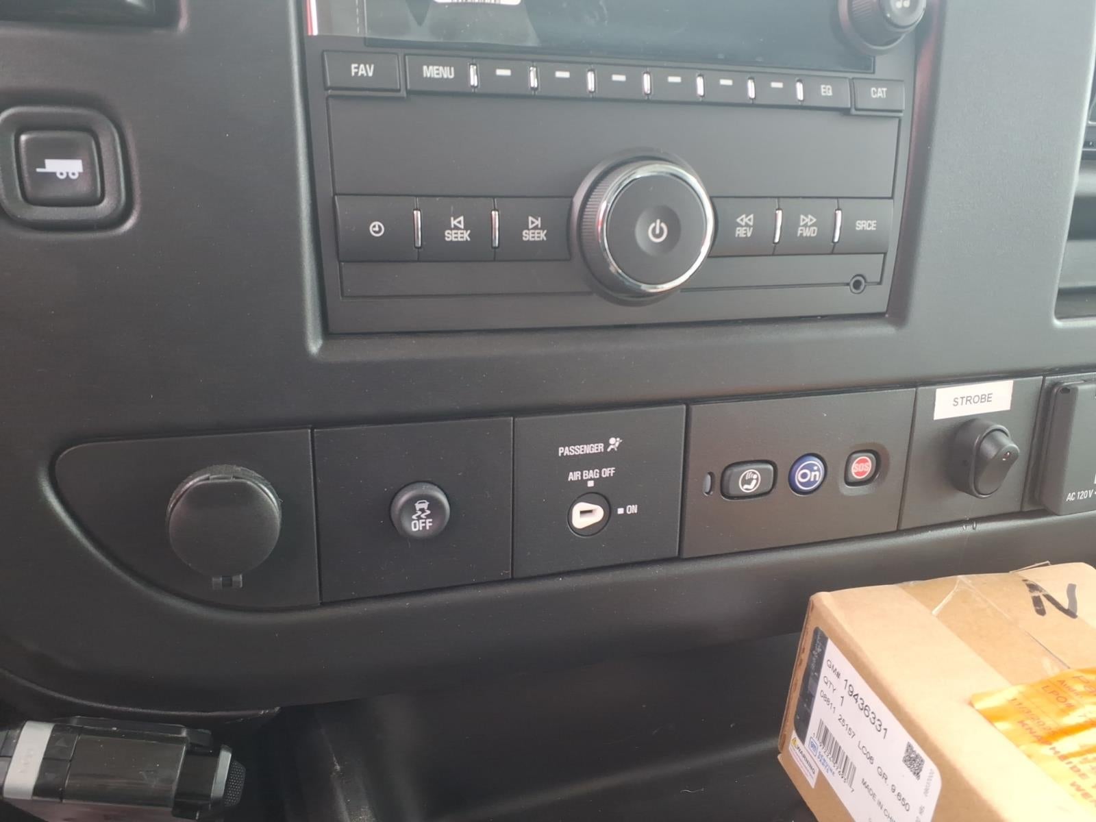 2026 Chevrolet Express Cutaway 3500 1WT