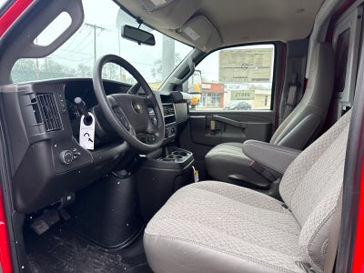 2026 Chevrolet Express Cutaway 3500 1WT