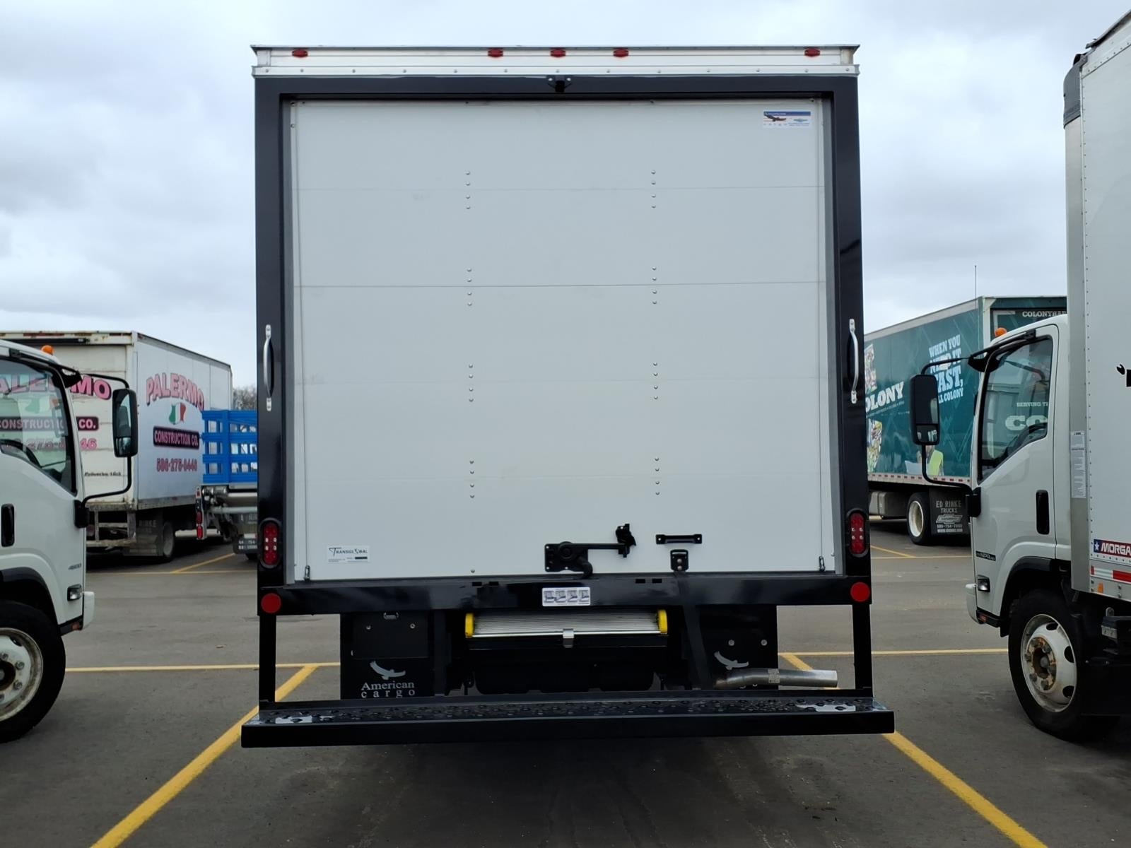 2025 Chevrolet Express Cutaway 3500 1WT