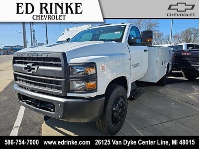 2023 Chevrolet Silverado 5500 HD Work Truck