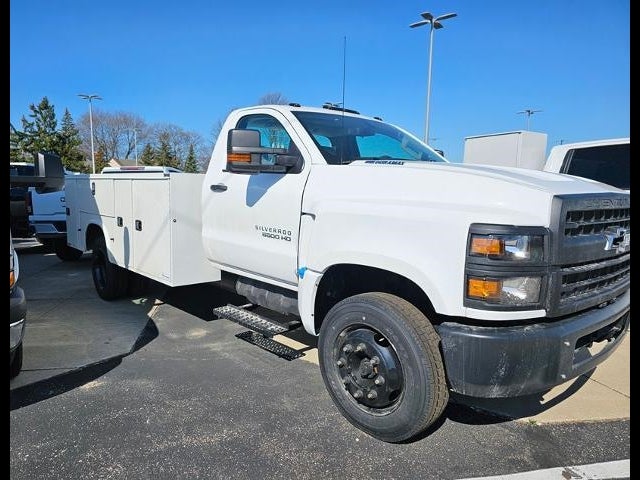 2023 Chevrolet Silverado 5500 HD Work Truck