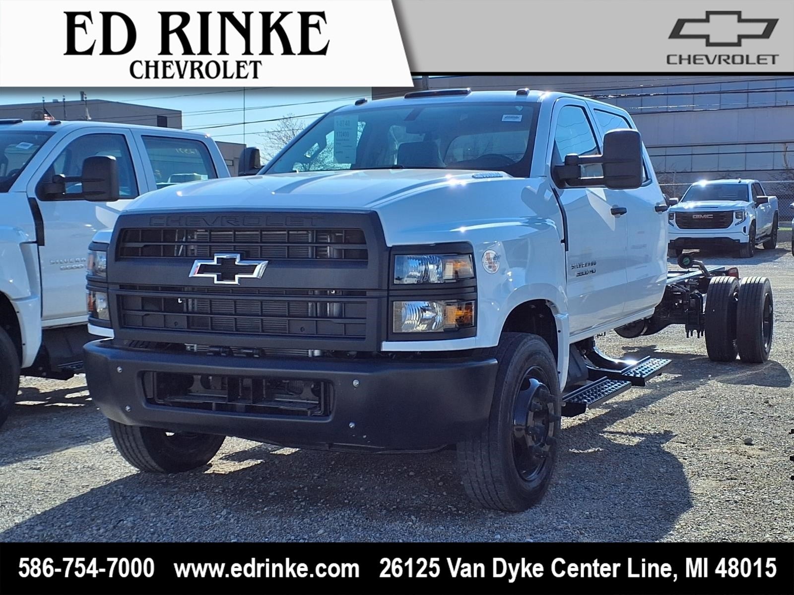 2025 Chevrolet Silverado 5500 HD Work Truck